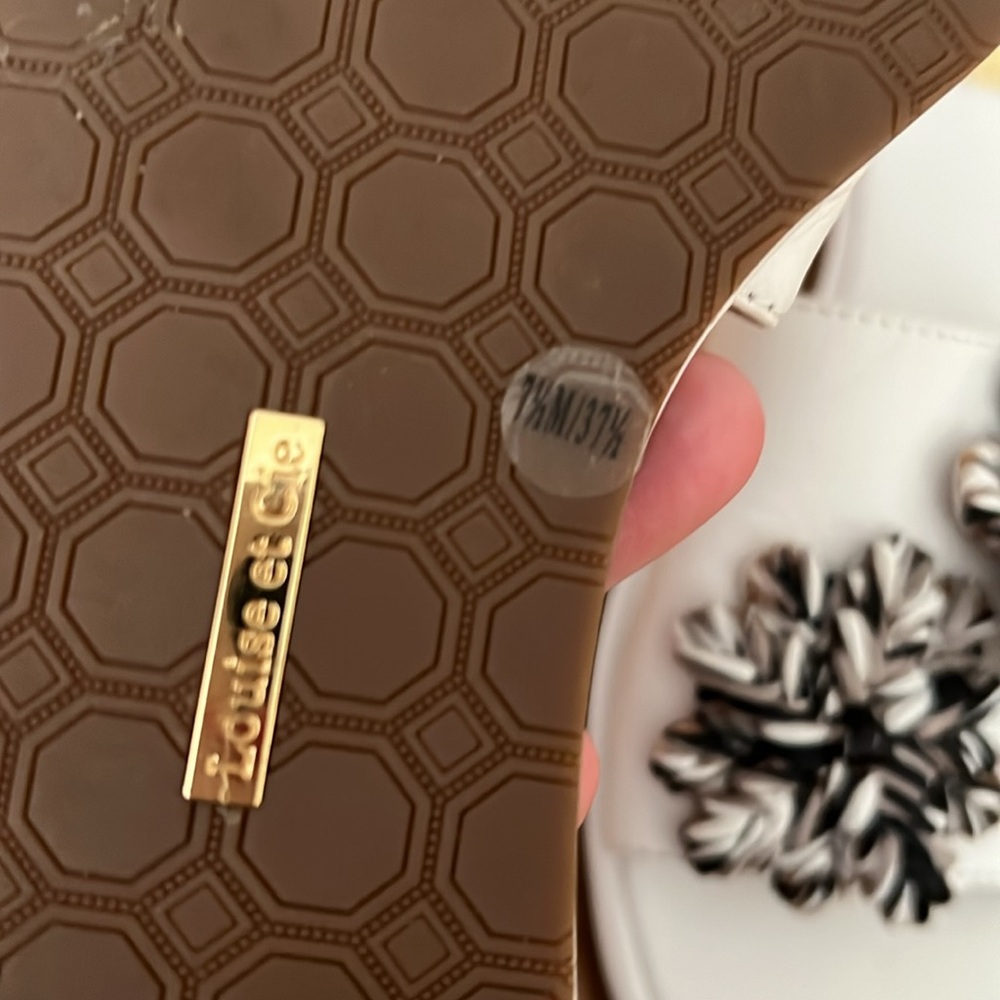 COPY - White Floral Slide Sandals - Picture 9 of 12